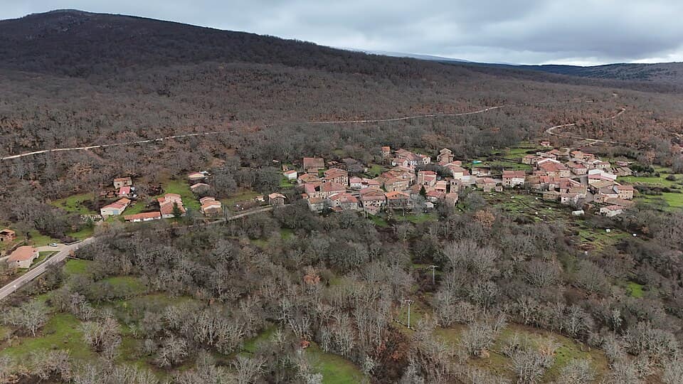 Vista de Monasterio de la Sierra