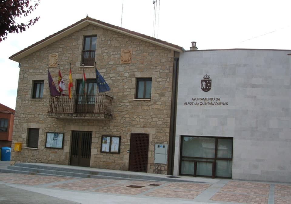 Vista de Alfoz de Quintanadueñas