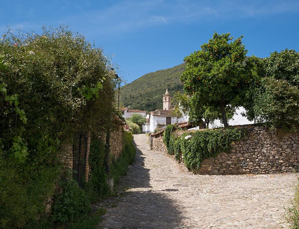 Vista de Linares de la Sierra