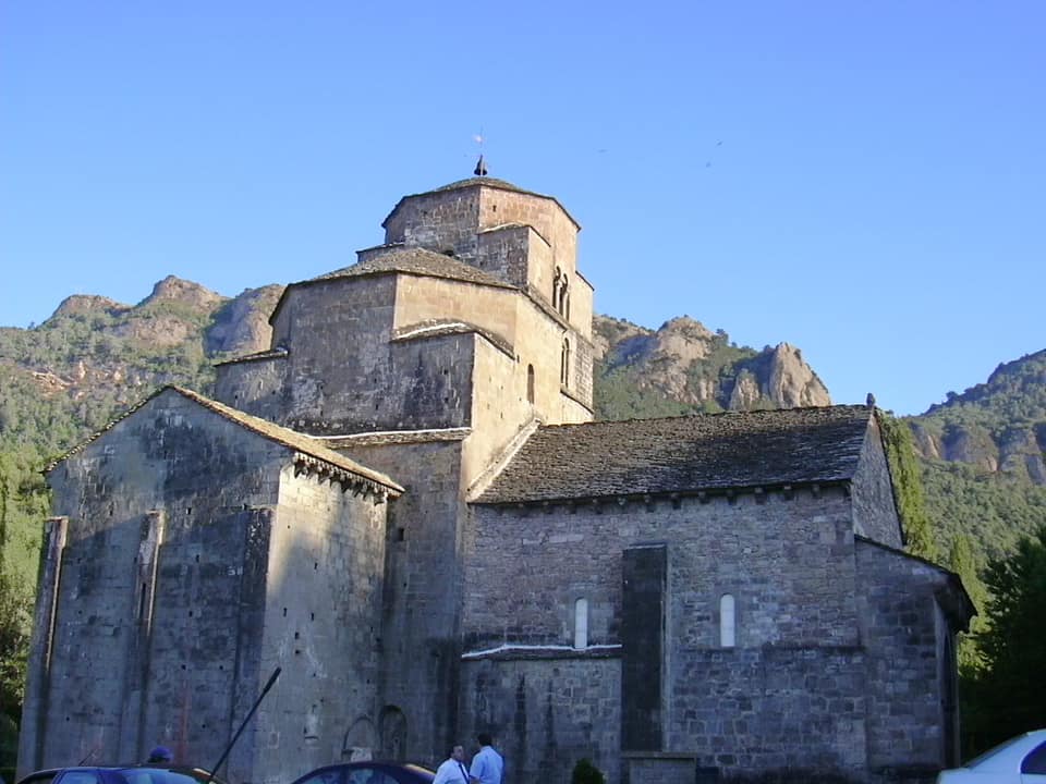 Vista de Santa Cruz de la Serós