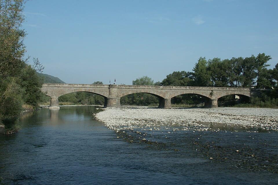 Vista de Puente la Reina de Jaca