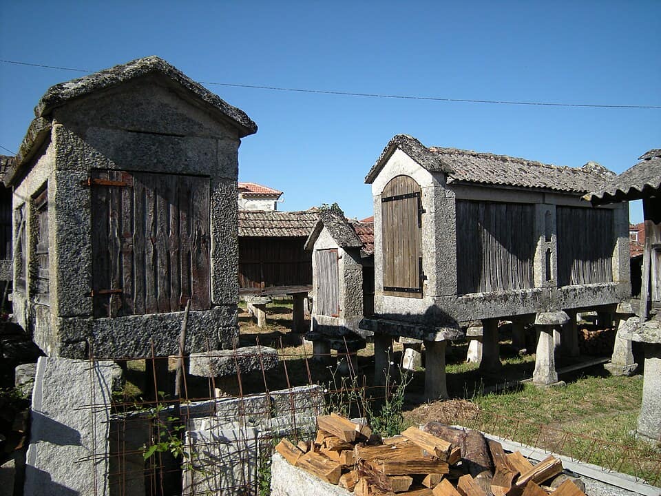 Vista de Carballeda de Avia