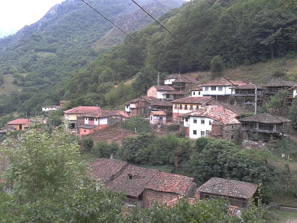 Vista de Belmonte de Miranda