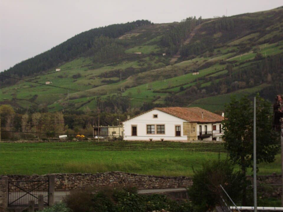 Vista de Corvera de Toranzo